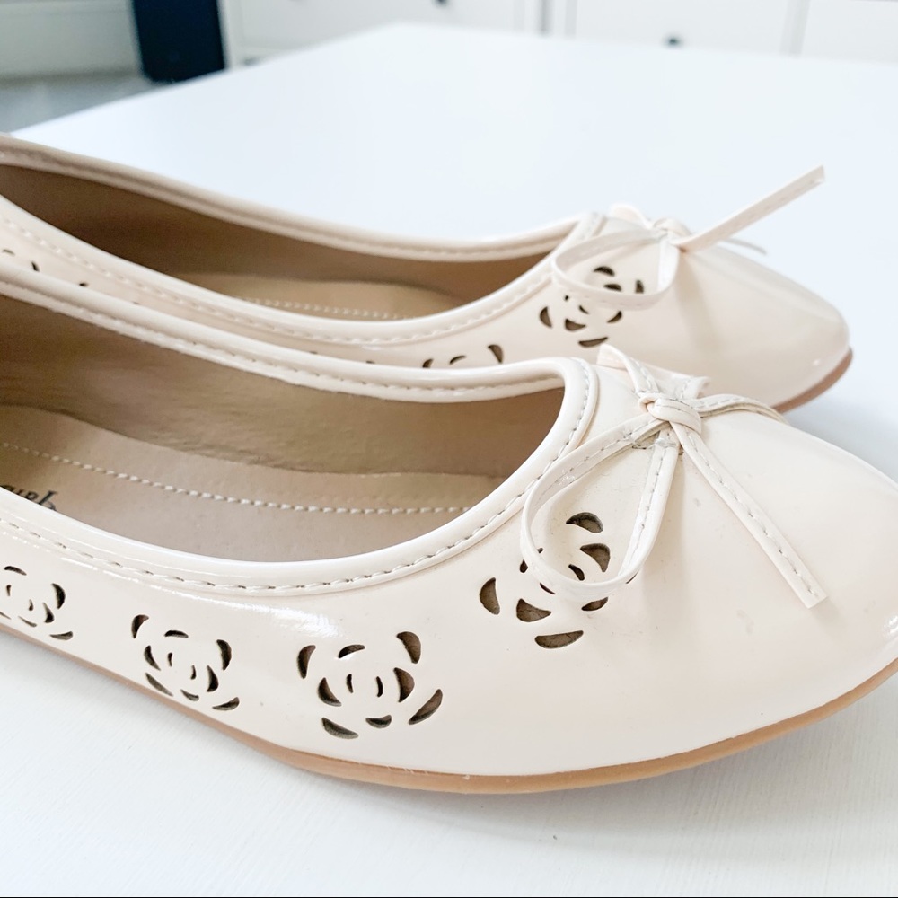 Rosegirl Beige Flats F11536 - Picture 7 of 8